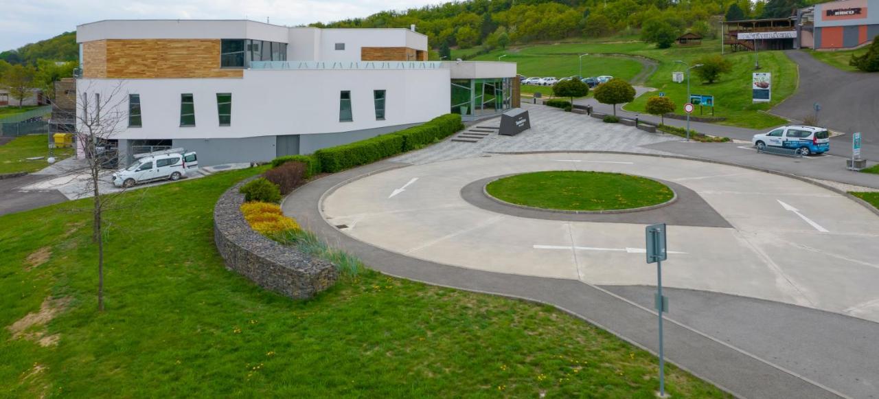 Hotel Thermal Sirava Kaluža Esterno foto